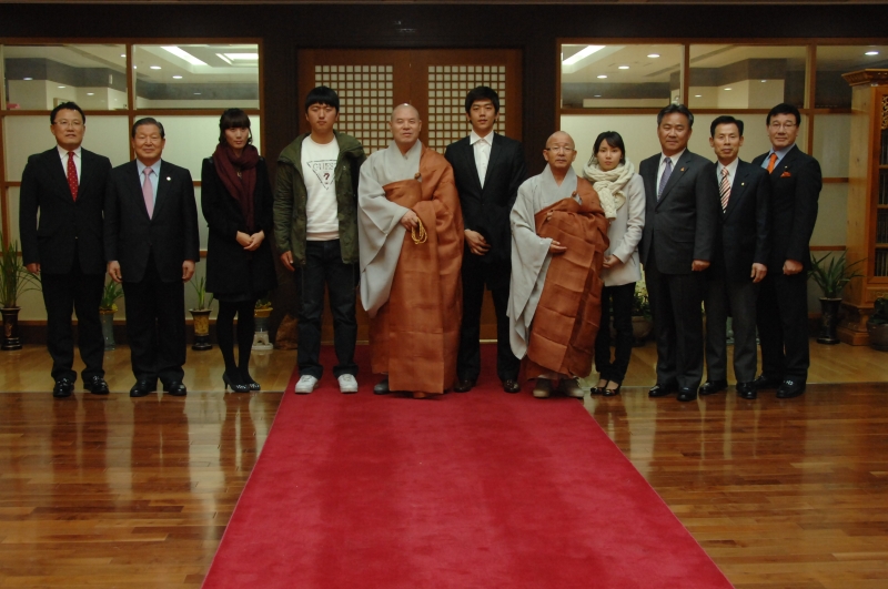 2010.12.29_불자선수 환영법회 (5)
